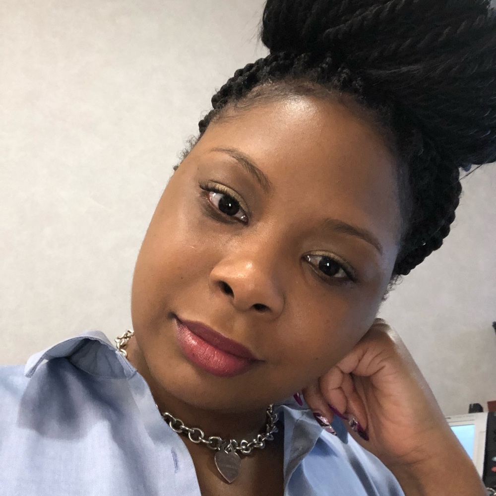 Meet your Posher, Brandie